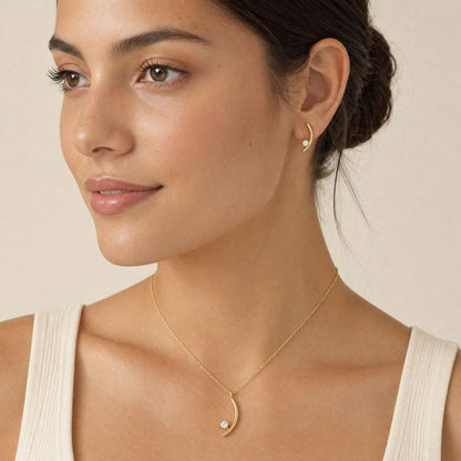 Signature Verana Set in gold worn with an ivory top